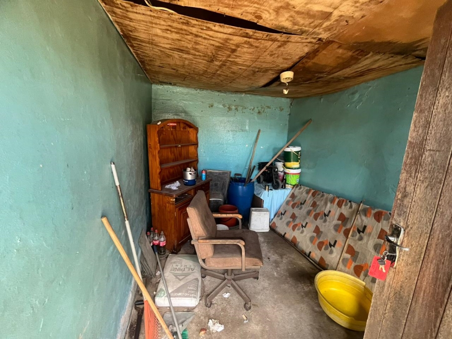 2 Bedroom Property for Sale in Kwazakhele Eastern Cape